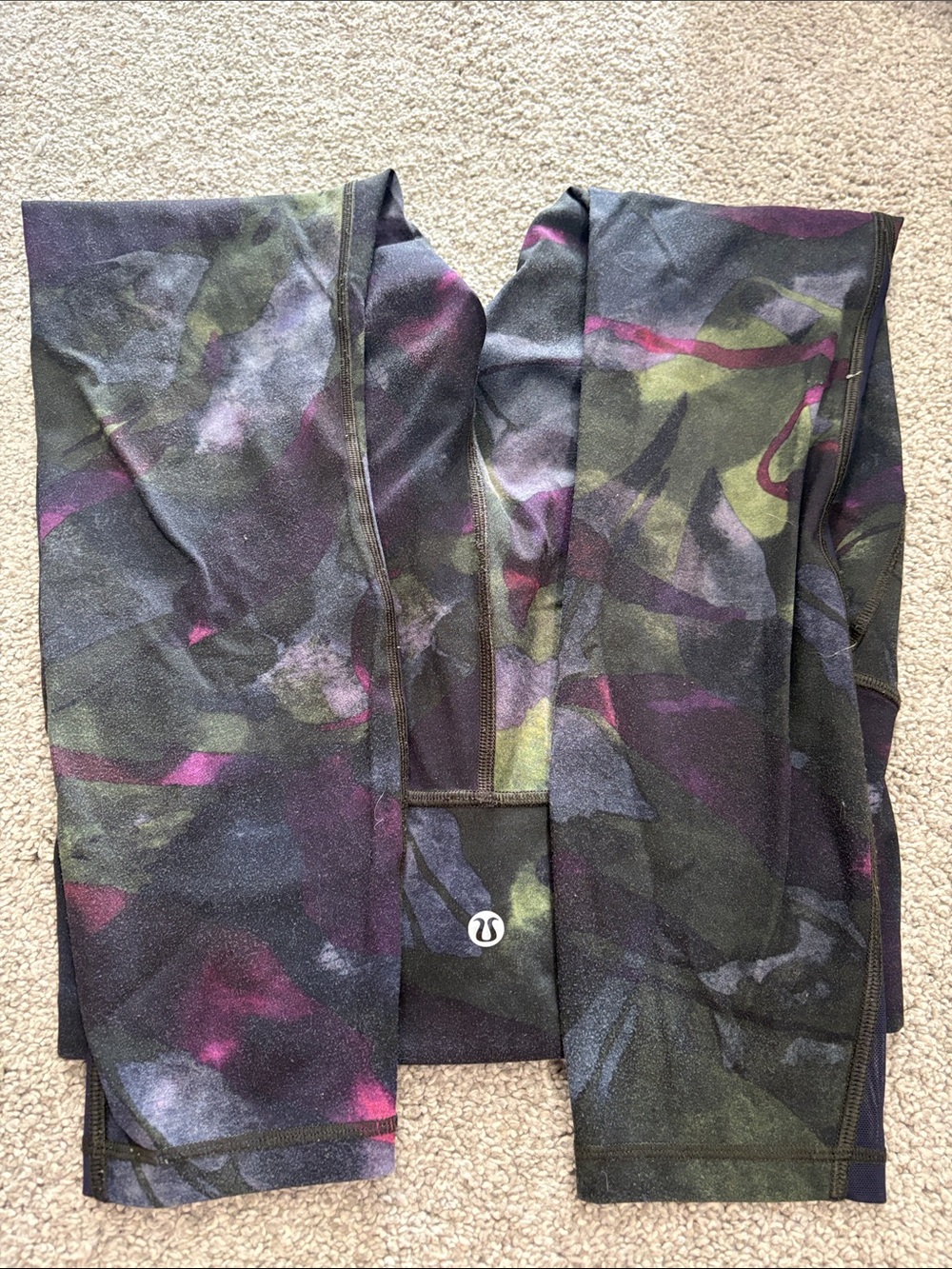 Lululemon Train Times 7/8 Pant *25" In Aura Dark Chrome Multi / Midnight Navy - Picture 4 of 7